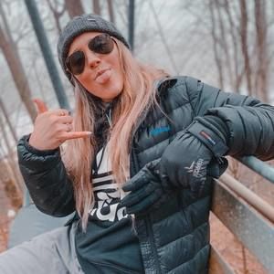 Meet your Posher, Amber